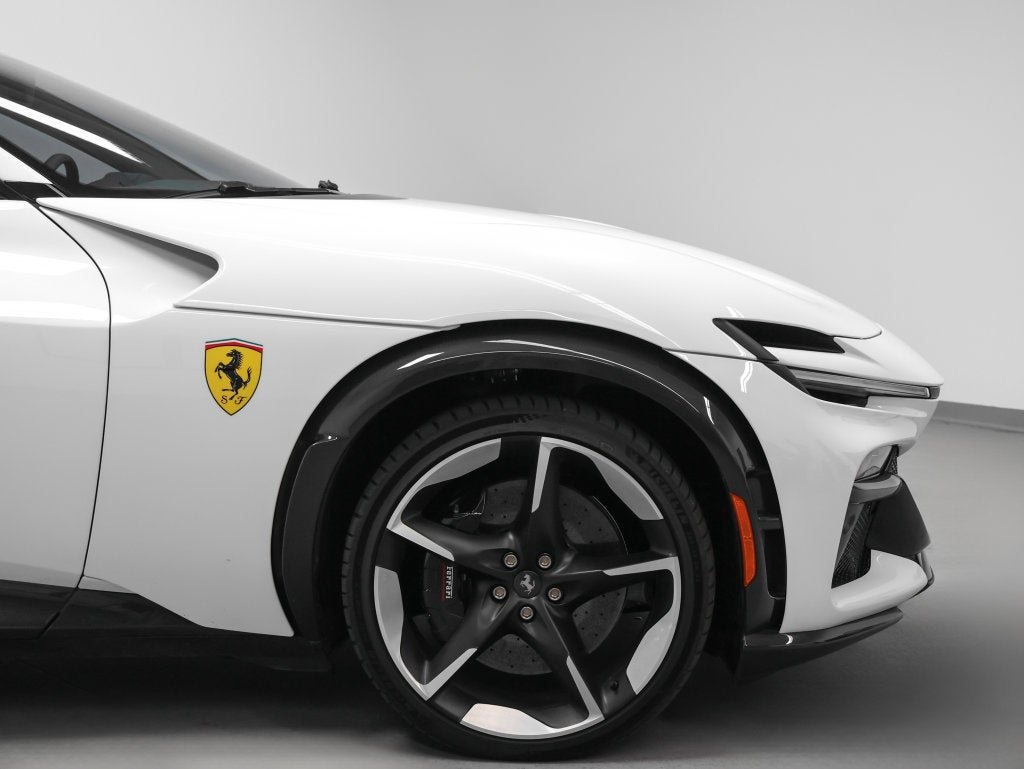 2026 Ferrari Purosangue Base