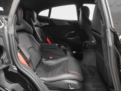 2025 Ferrari Purosangue Base