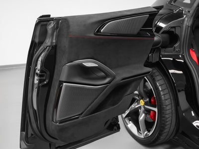 2025 Ferrari Purosangue Base