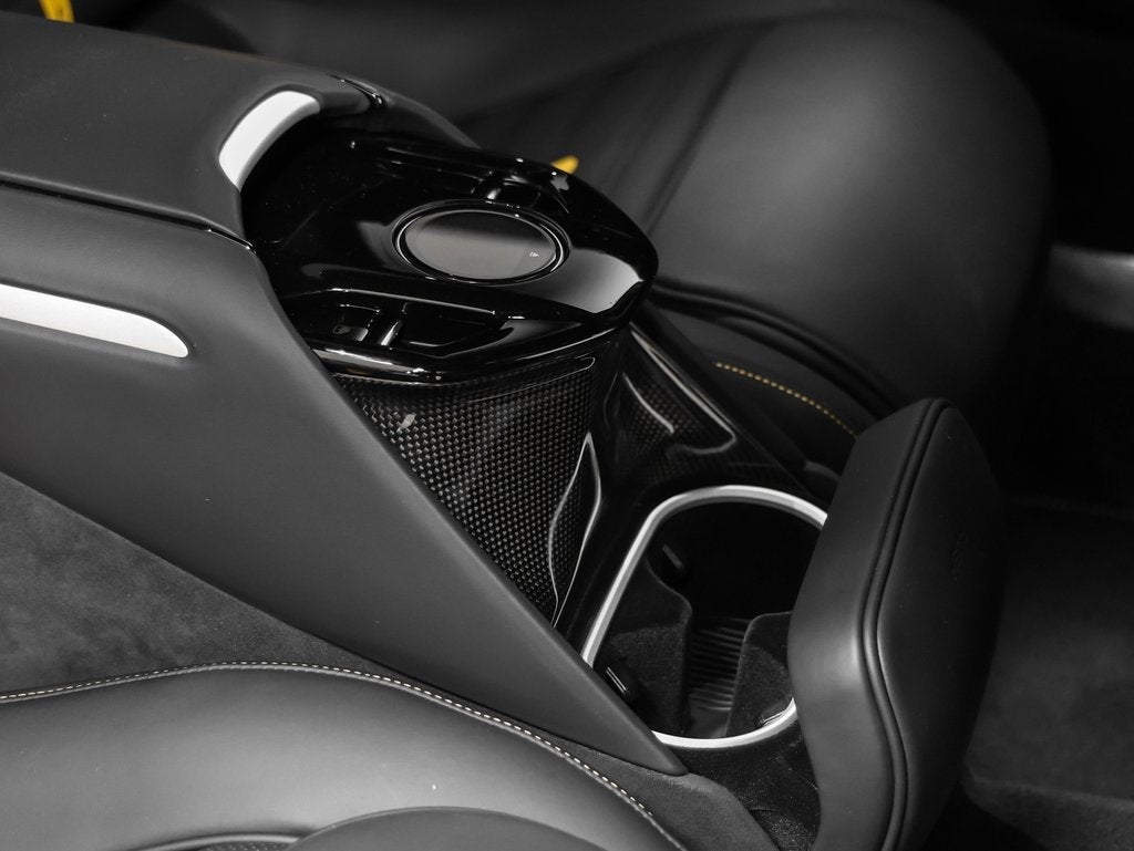 2024 Ferrari Purosangue Base