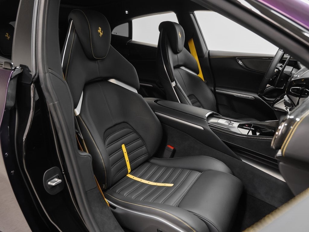 2024 Ferrari Purosangue Base
