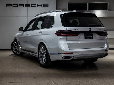 2025 BMW X7 xDrive40i