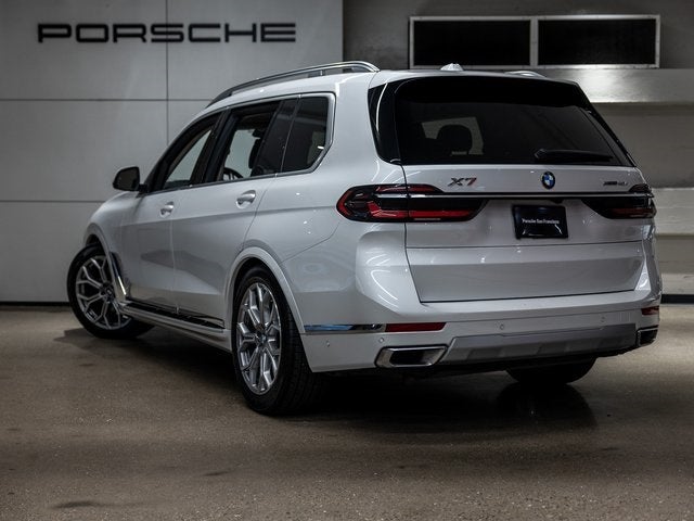 2025 BMW X7 xDrive40i