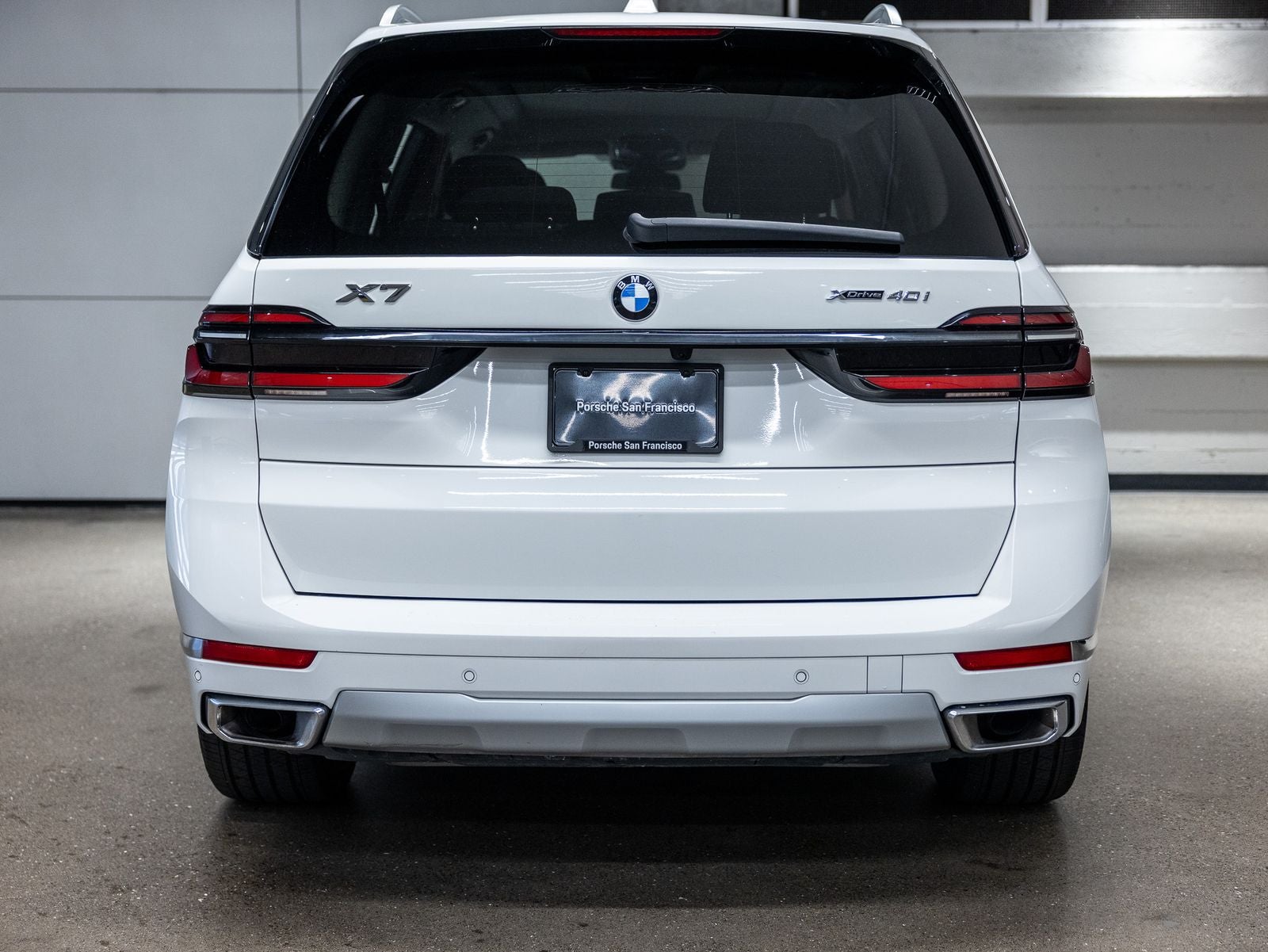 2025 BMW X7 xDrive40i