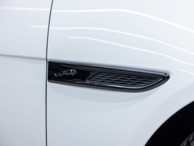 2022 Jaguar XF R-Dynamic SE