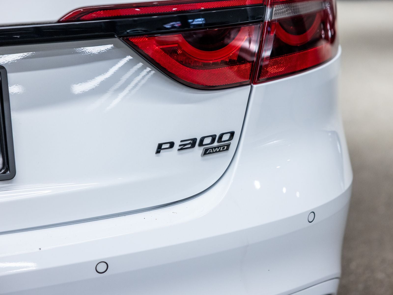 2022 Jaguar XF R-Dynamic SE