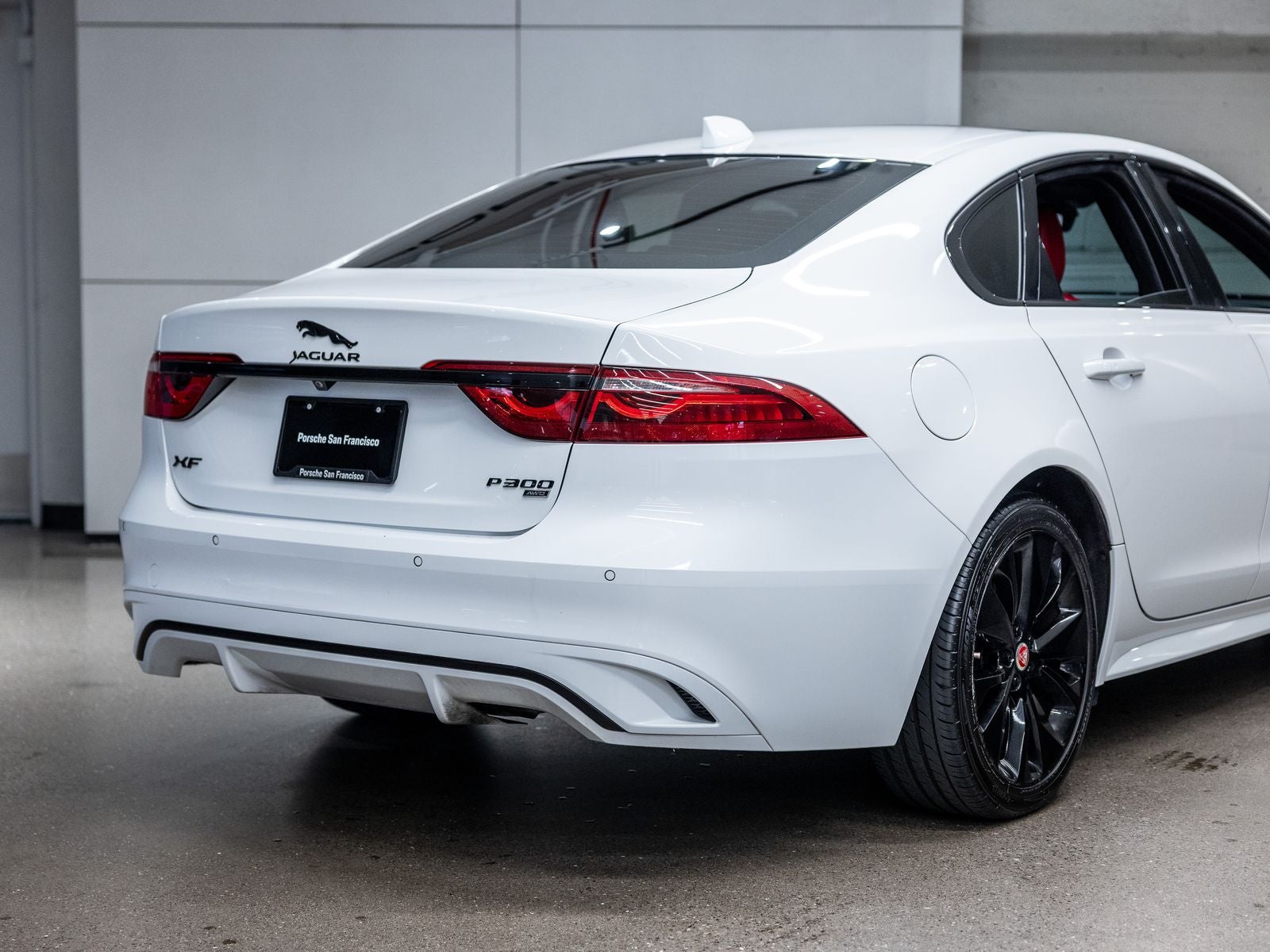 2022 Jaguar XF R-Dynamic SE