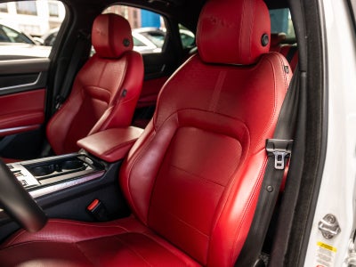 2022 Jaguar XF R-Dynamic SE