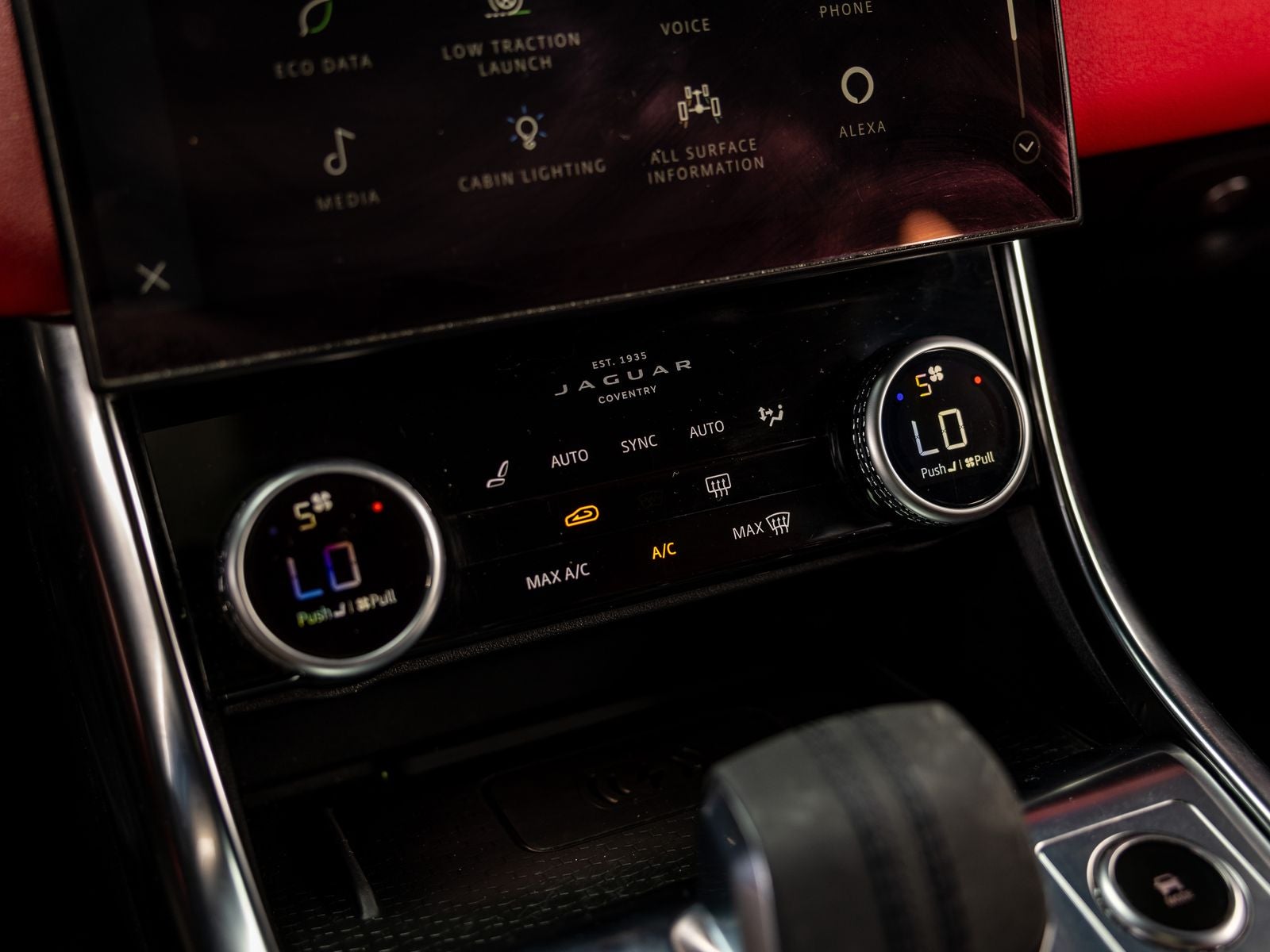 2022 Jaguar XF R-Dynamic SE