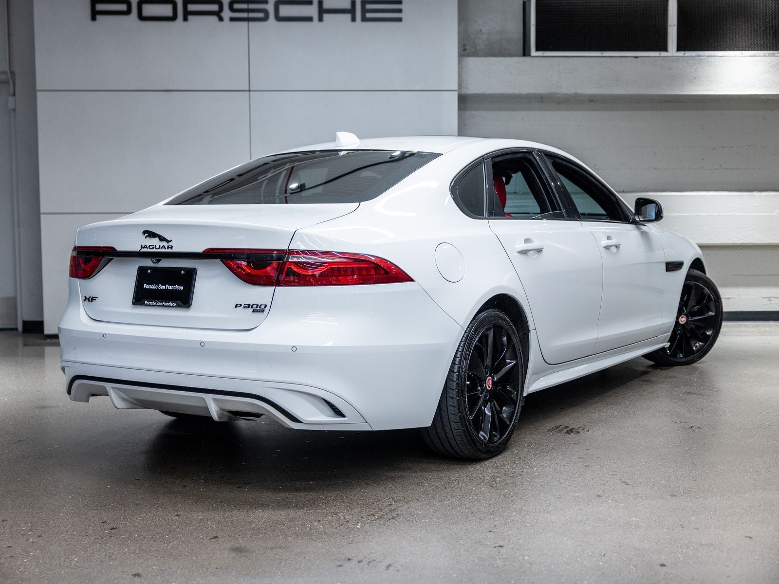 2022 Jaguar XF R-Dynamic SE