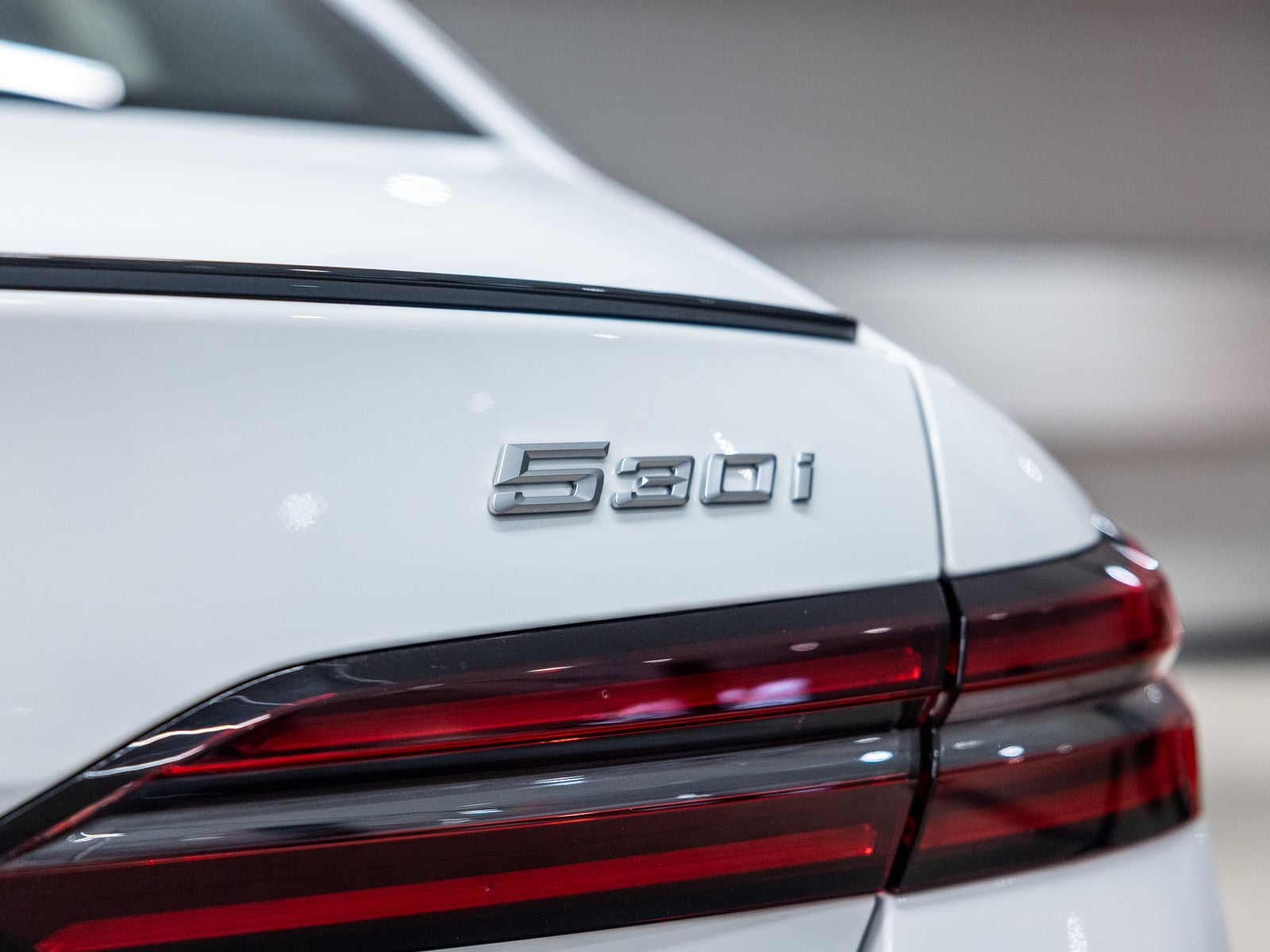 2024 BMW 5 Series 530i