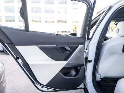 2024 BMW 5 Series 530i