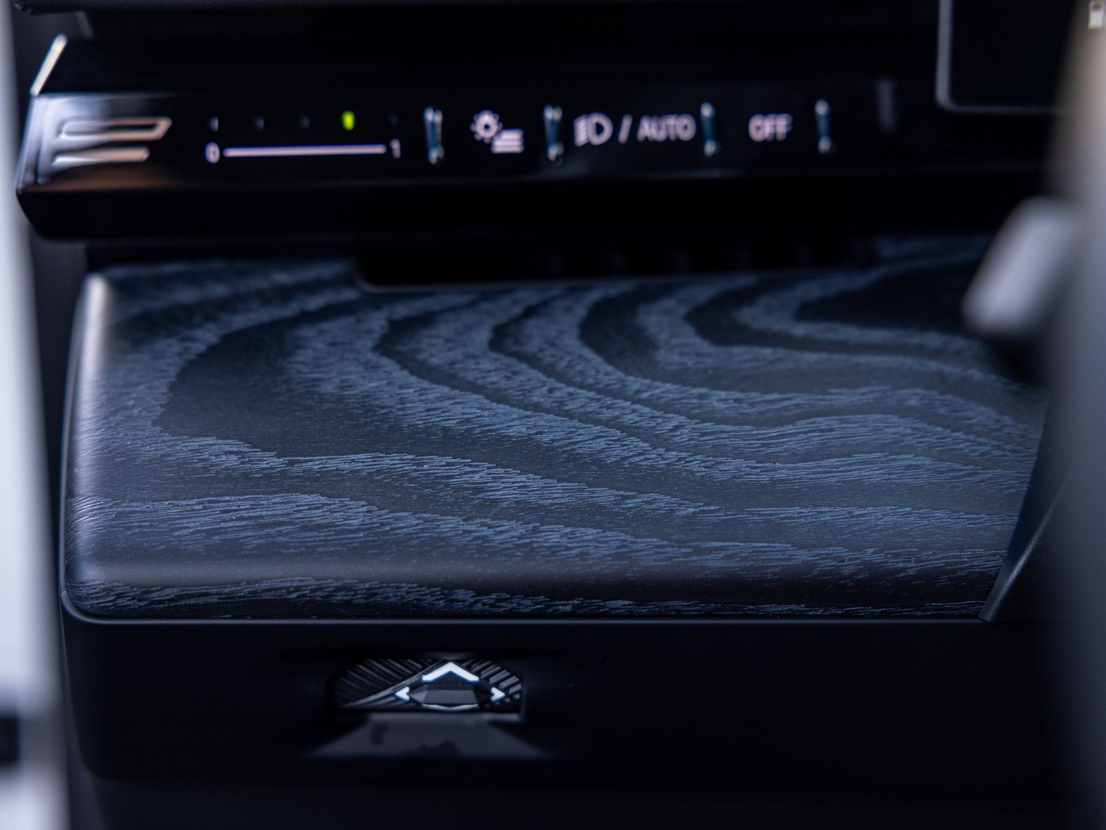 2024 BMW 5 Series 530i