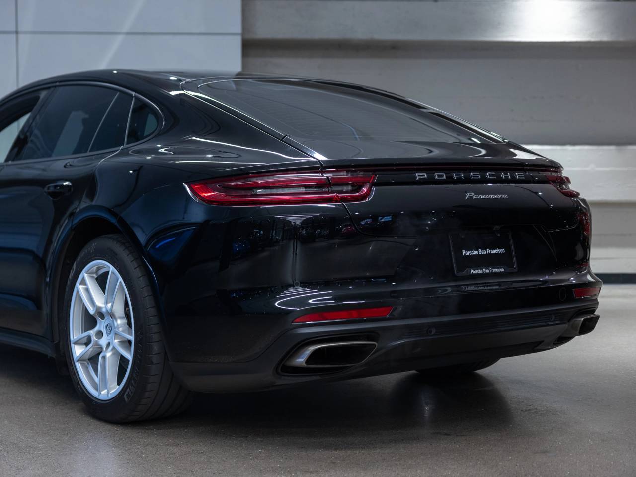 2020 Porsche Panamera Panamera