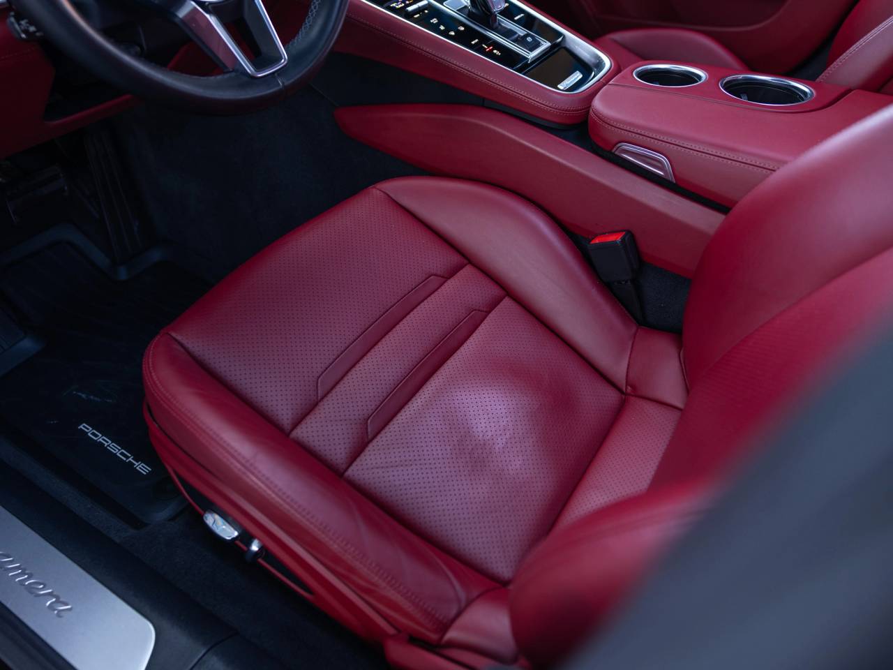 2020 Porsche Panamera Panamera