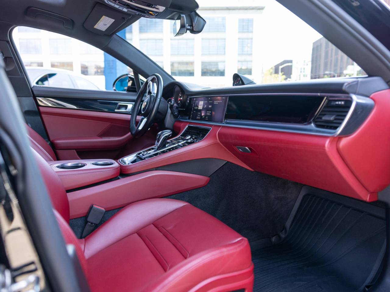 2020 Porsche Panamera Panamera