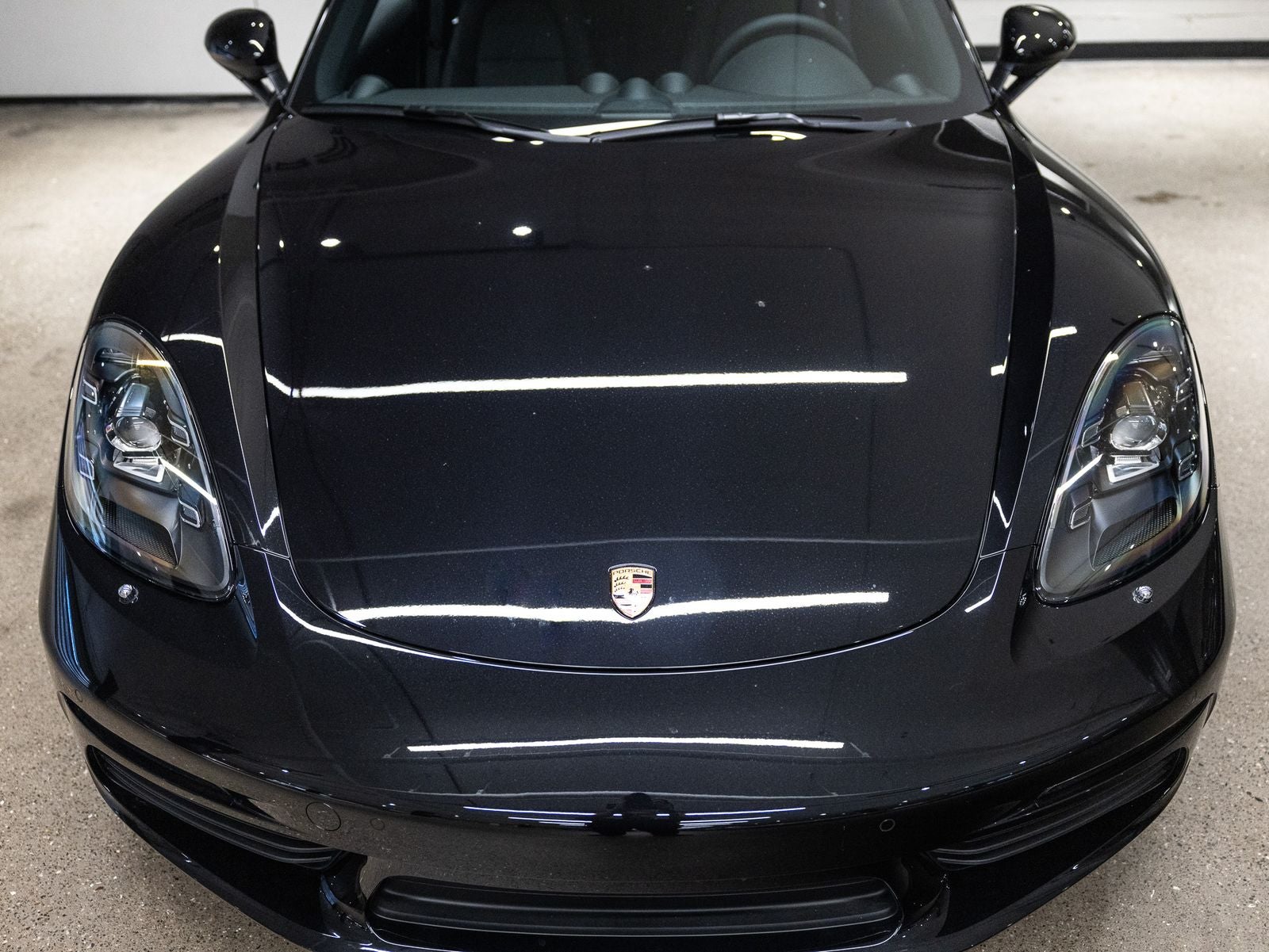 2025 Porsche 718 Cayman