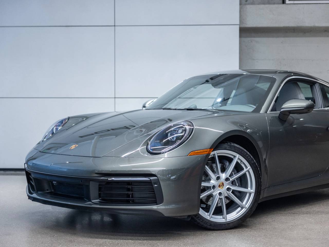 2024 Porsche 911 Carrera