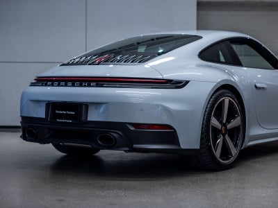 2026 Porsche 911 Carrera