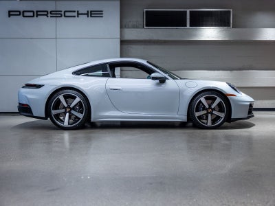 2026 Porsche 911 Carrera