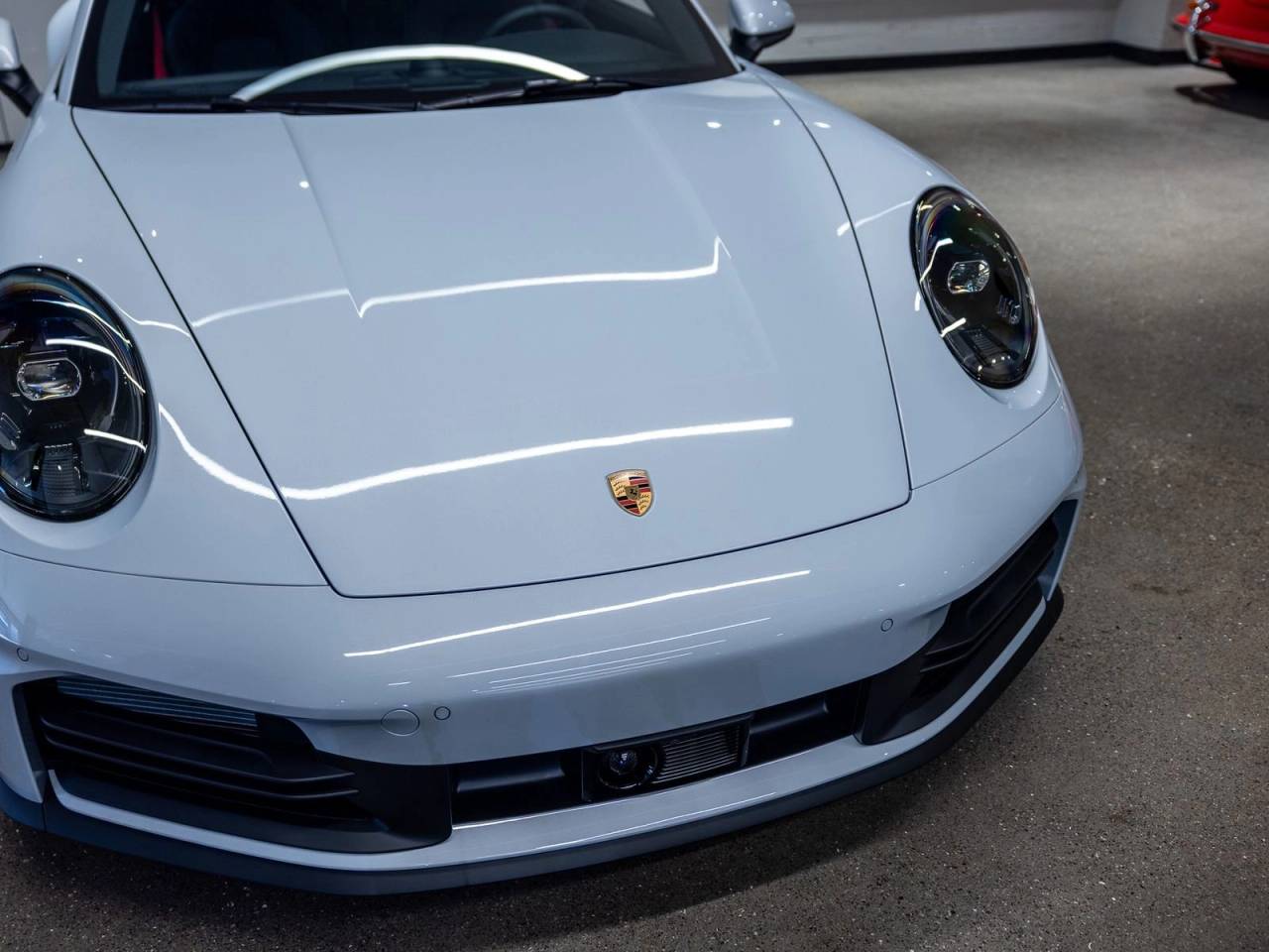 2026 Porsche 911 Carrera