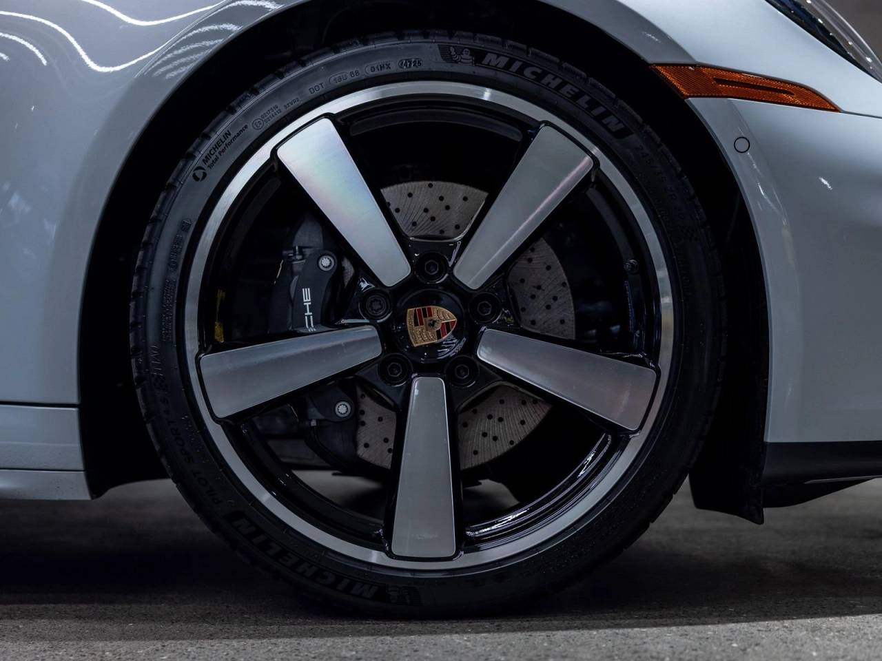 2026 Porsche 911 Carrera