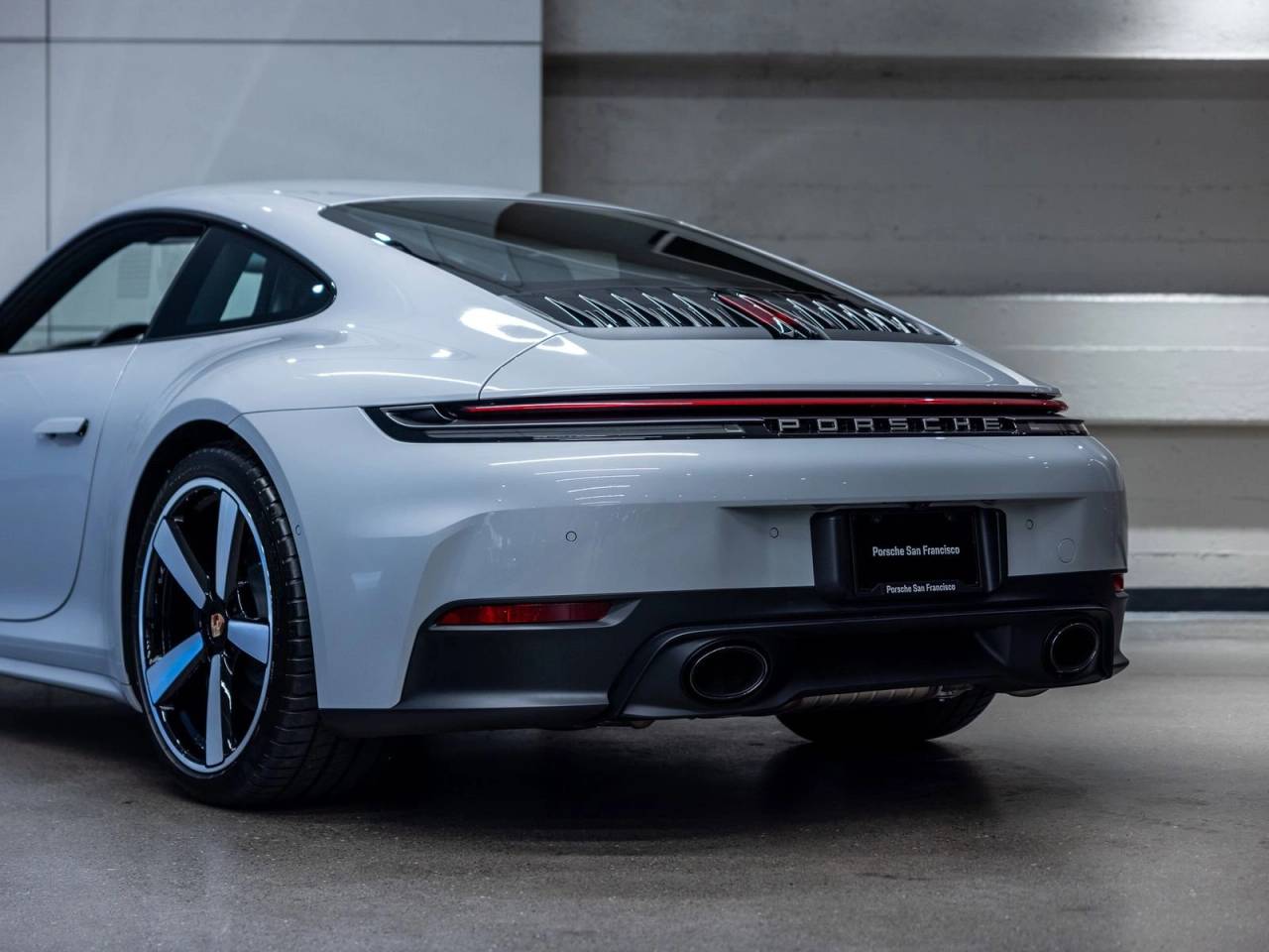 2026 Porsche 911 Carrera