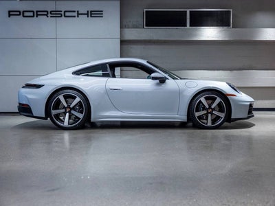 2026 Porsche 911 Carrera