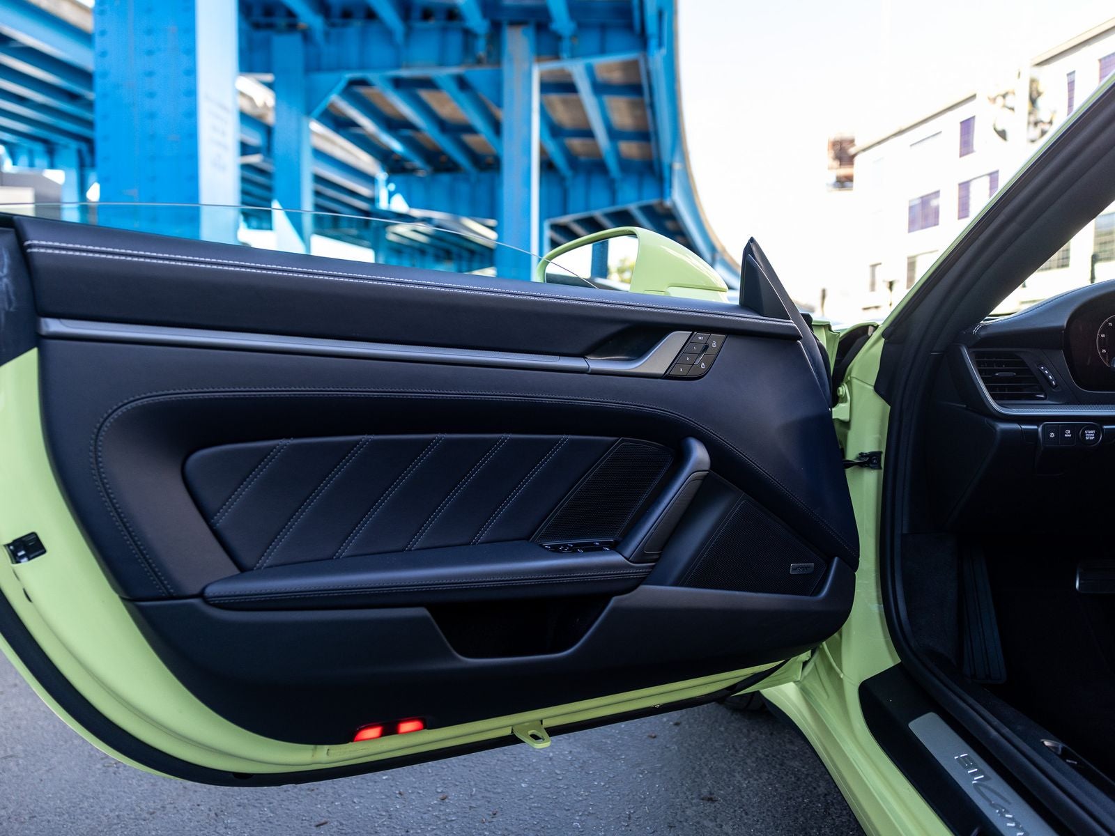 2025 Porsche 911 911 Carrera