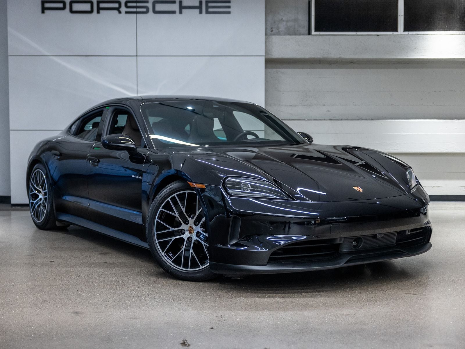 2025 Porsche Taycan Taycan