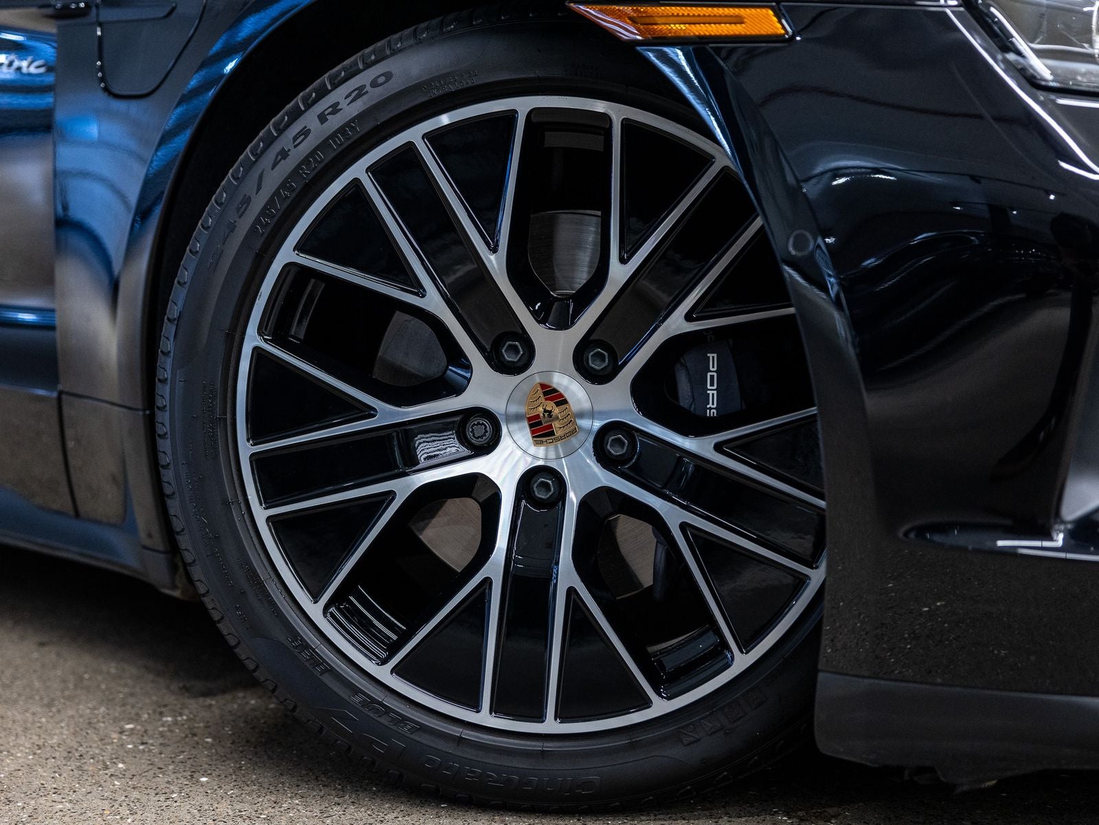 2025 Porsche Taycan Taycan