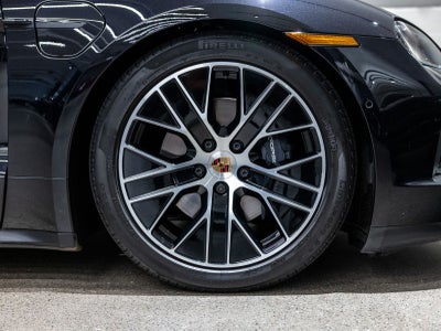 2025 Porsche Taycan Taycan