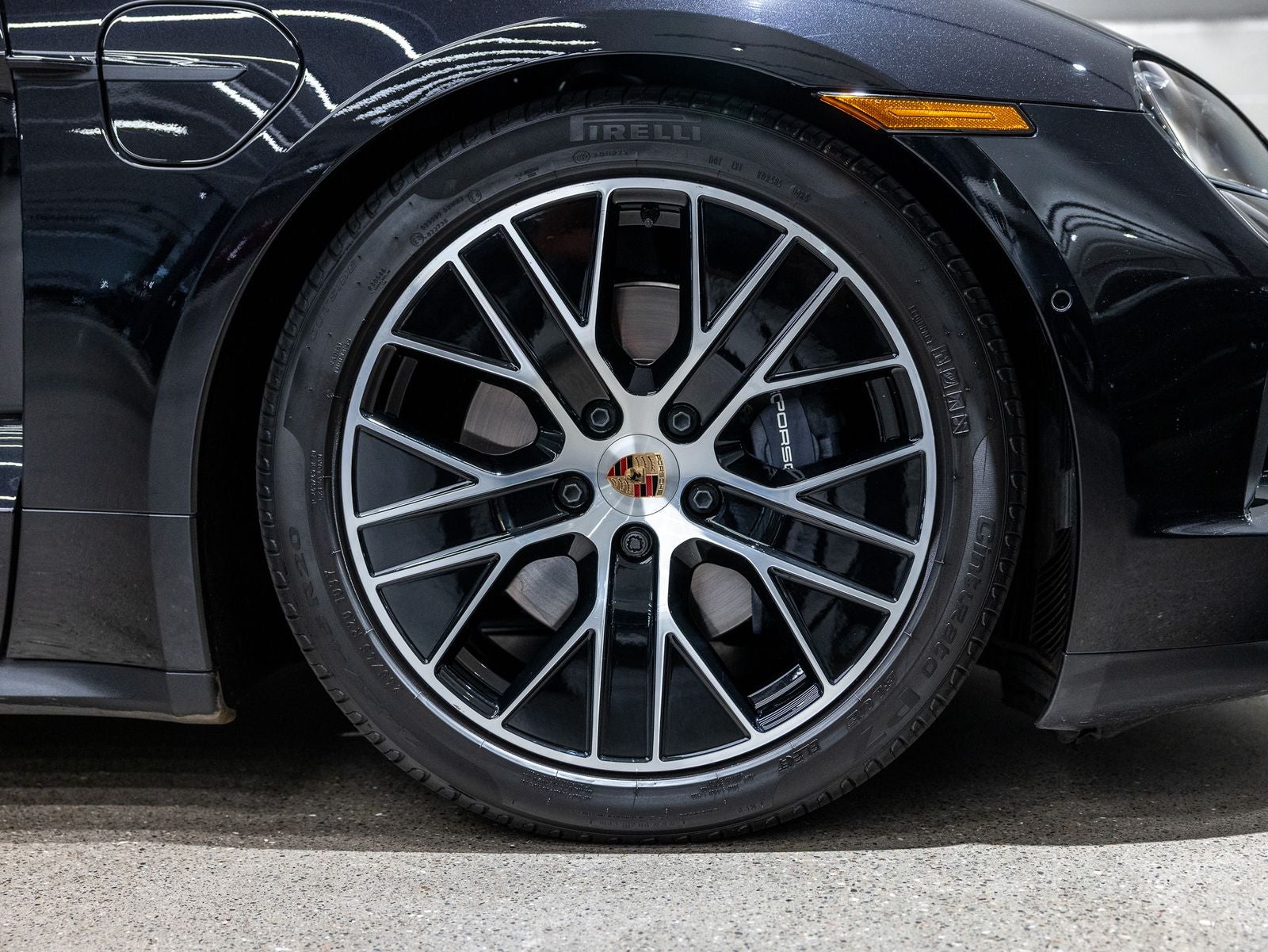 2025 Porsche Taycan Taycan