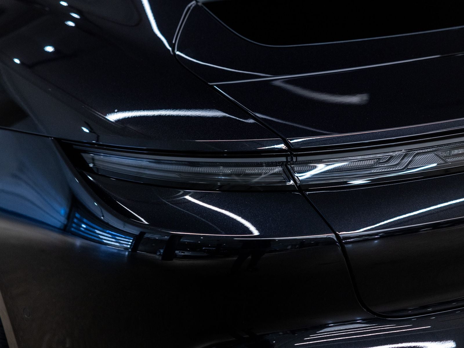 2025 Porsche Taycan Taycan