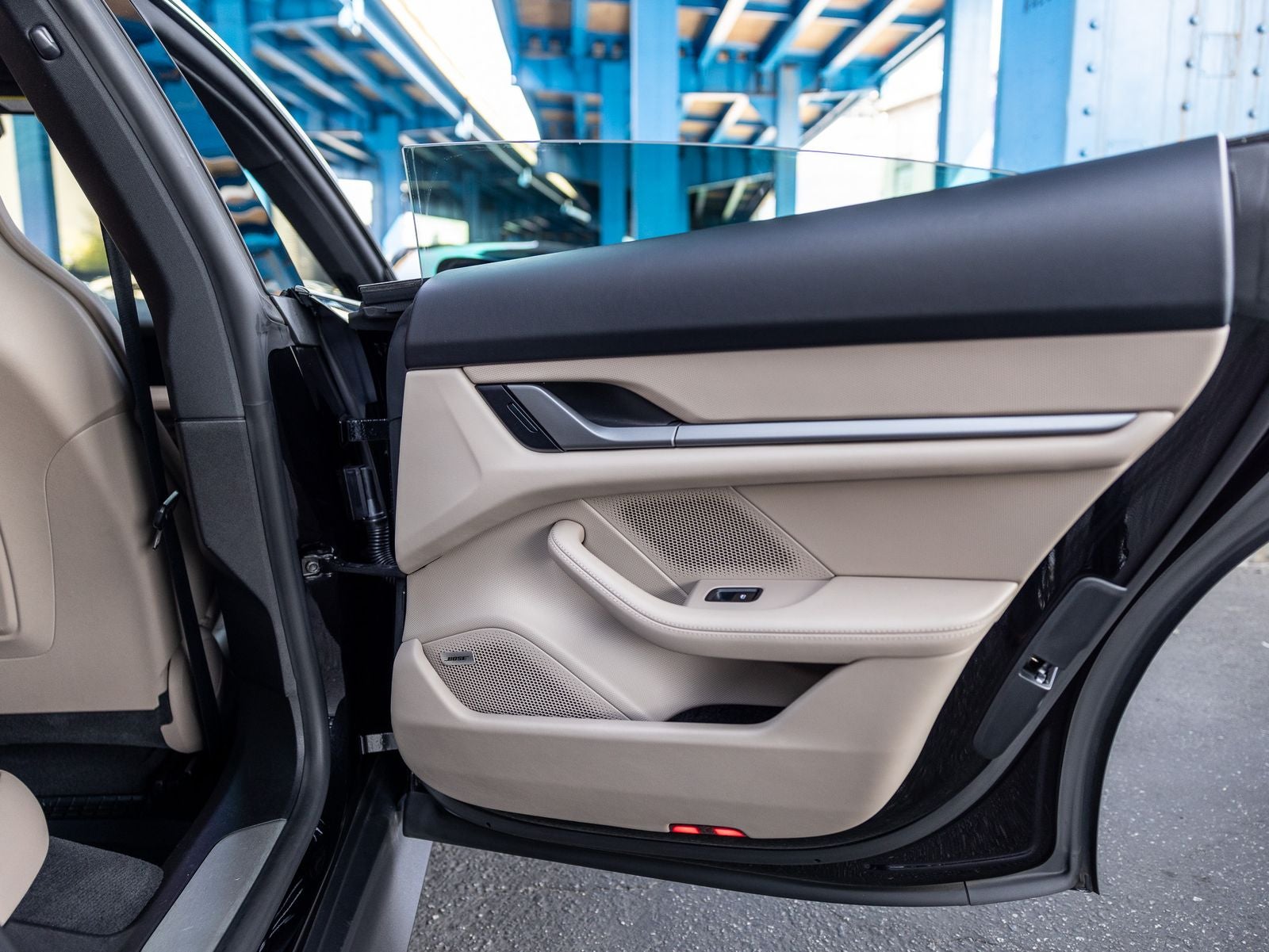 2025 Porsche Taycan Taycan