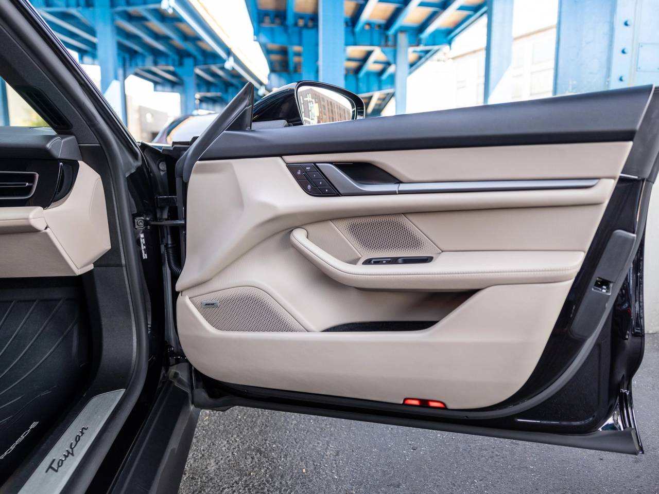 2025 Porsche Taycan Taycan