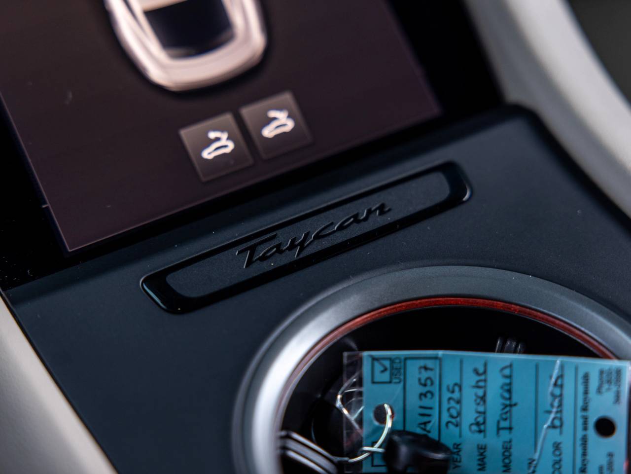 2025 Porsche Taycan Taycan