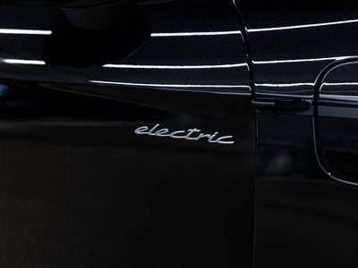 2025 Porsche Taycan Taycan