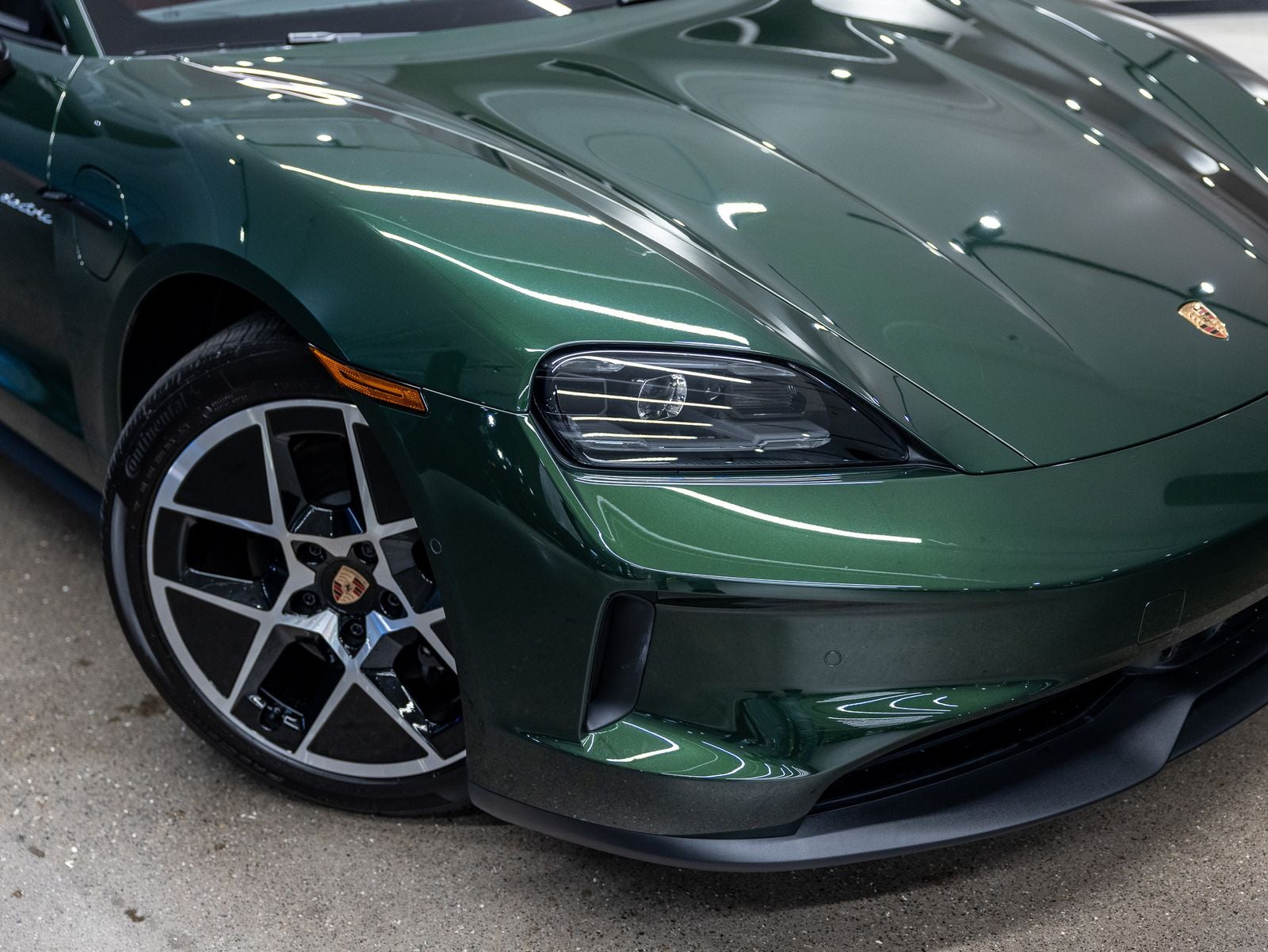 2026 Porsche Taycan Taycan 4