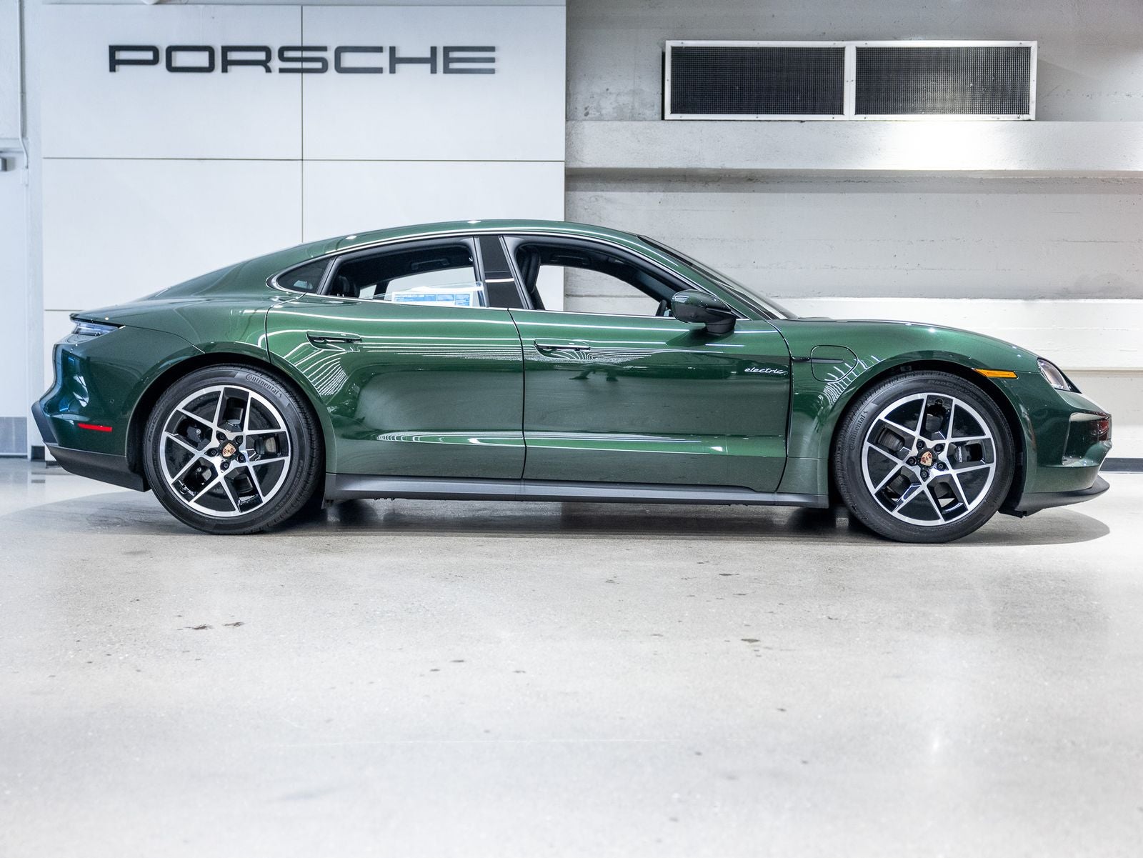 2026 Porsche Taycan Taycan 4