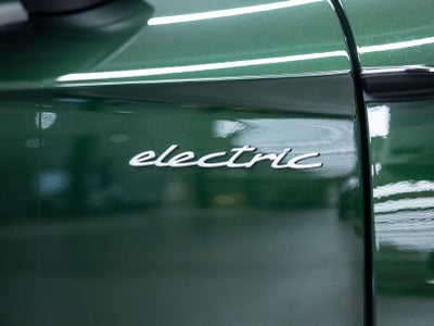 2026 Porsche Taycan Taycan 4