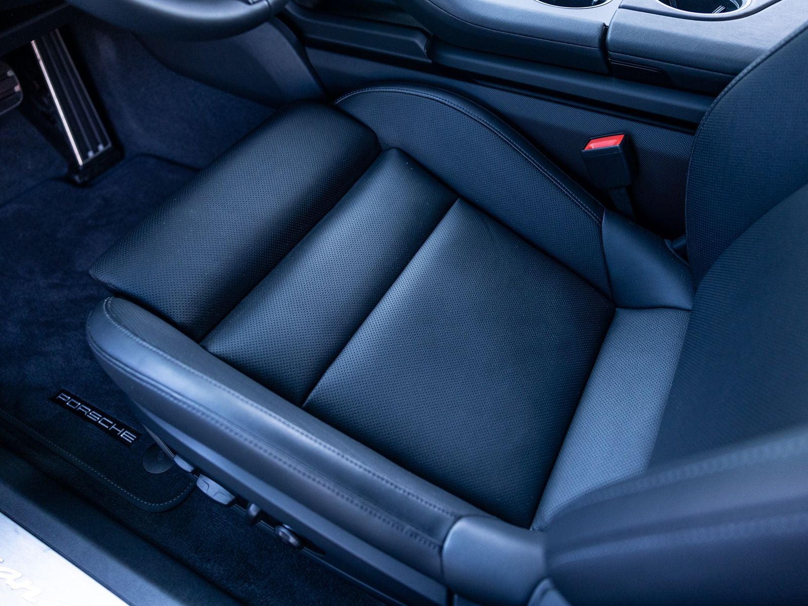 2026 Porsche Taycan Taycan 4