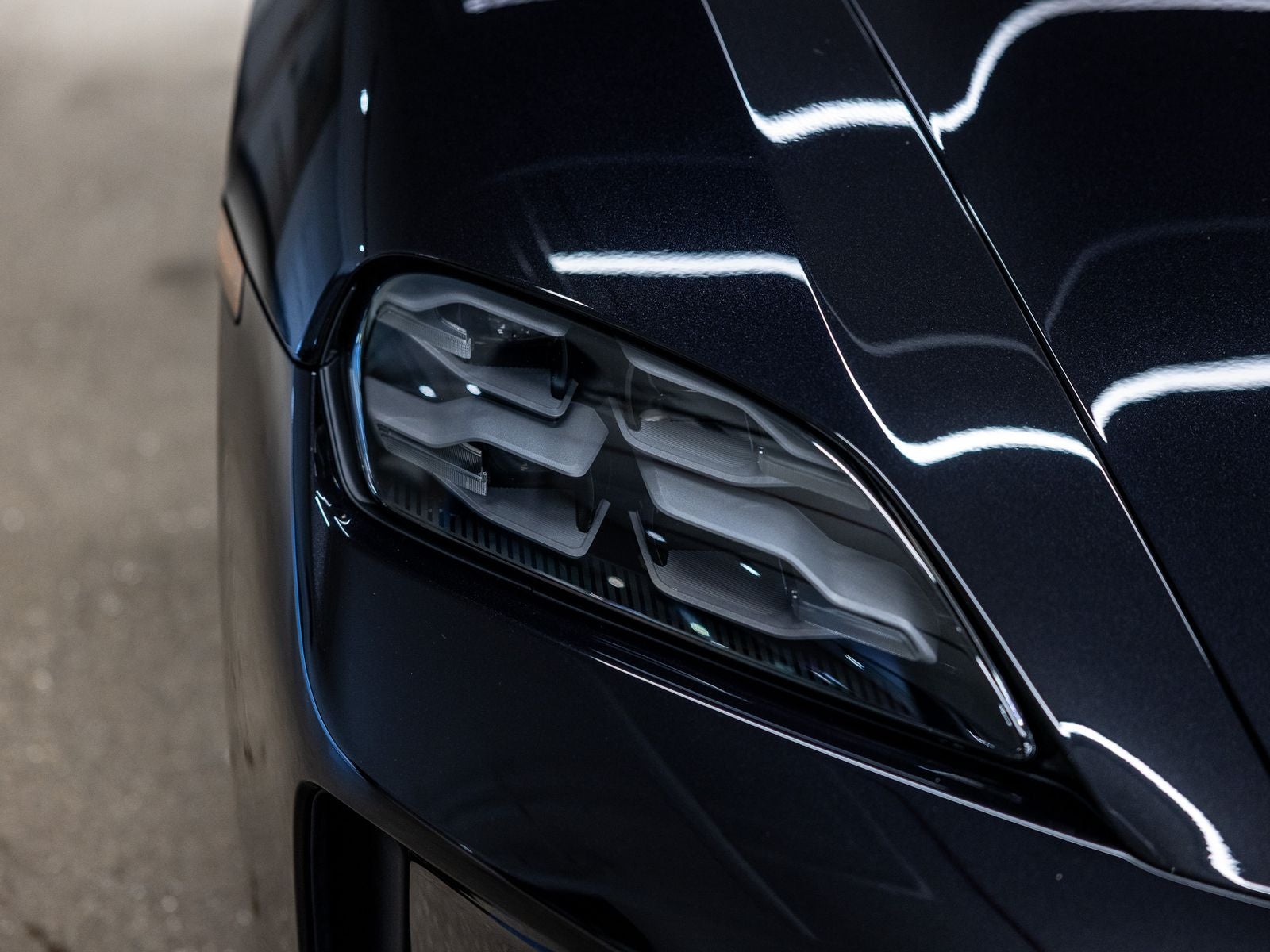 2026 Porsche Taycan Taycan 4 Black Edition