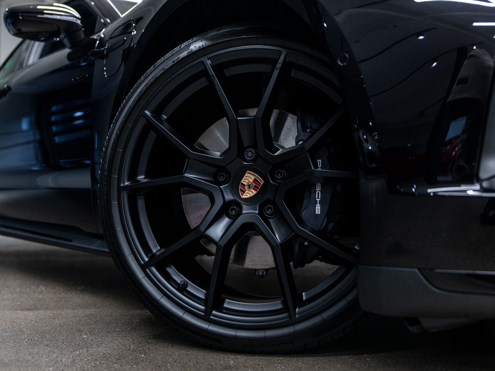 2026 Porsche Taycan Taycan 4 Black Edition