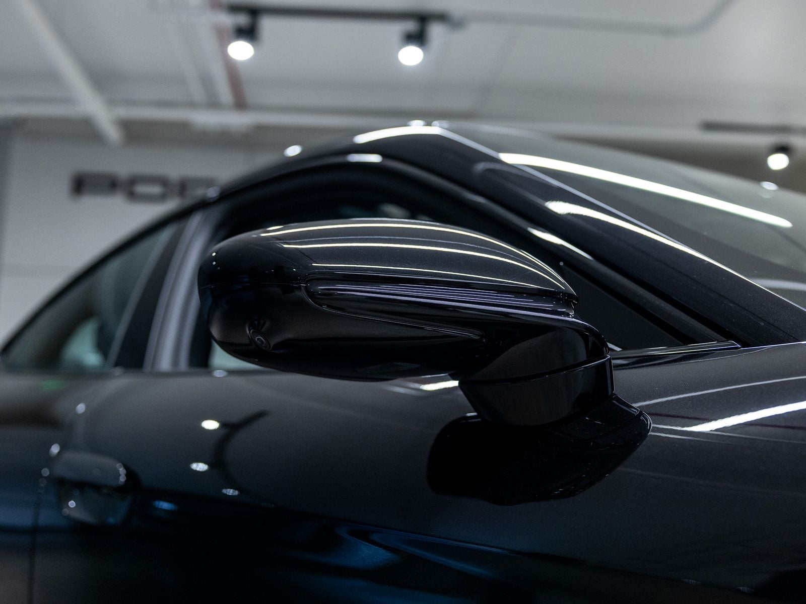 2026 Porsche Taycan Taycan 4 Black Edition