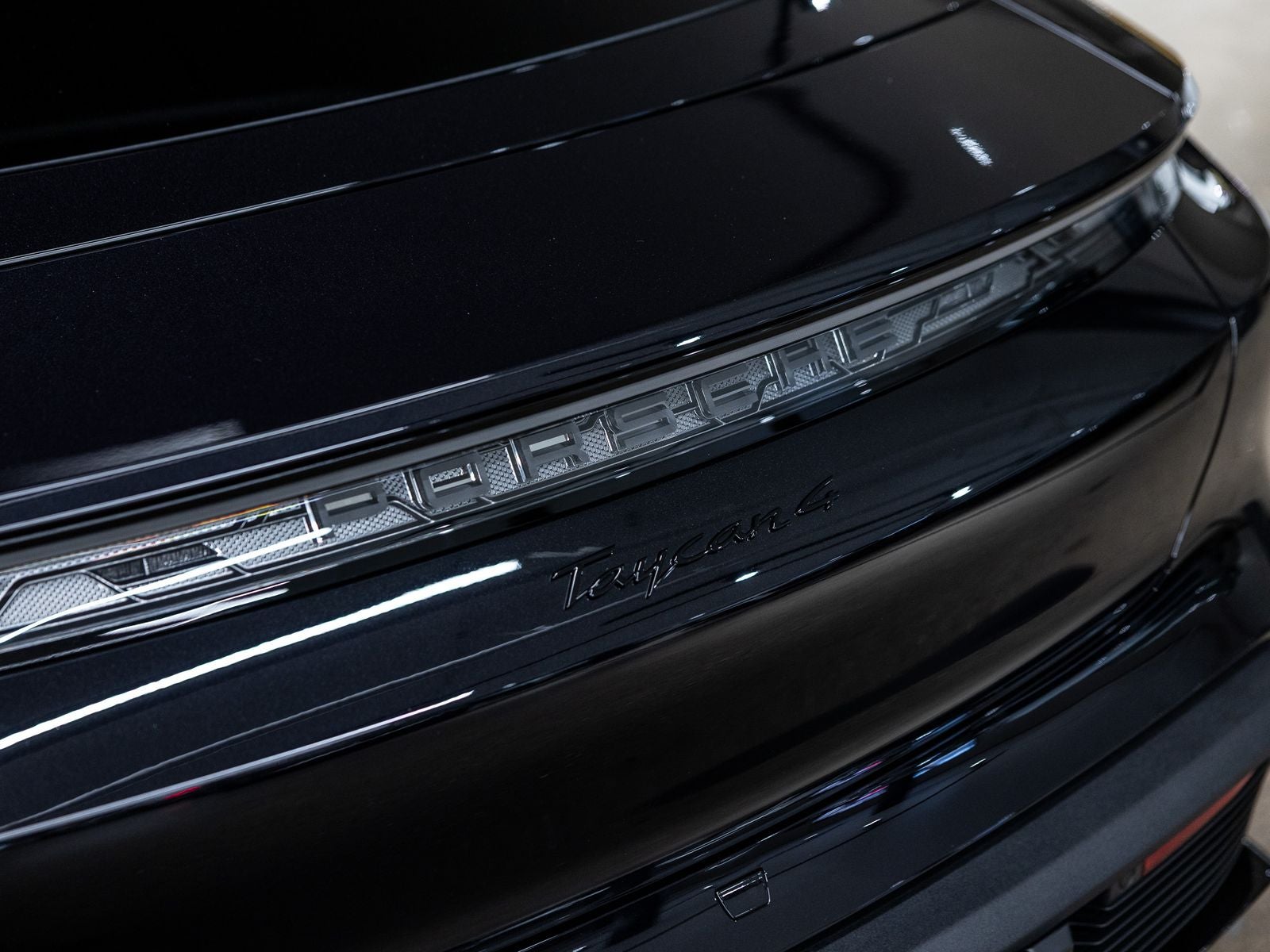 2026 Porsche Taycan Taycan 4 Black Edition