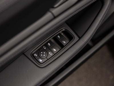 2026 Porsche Taycan Taycan 4 Black Edition