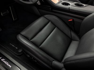 2026 Porsche Taycan Taycan 4 Black Edition