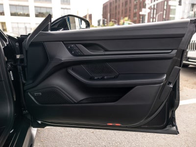 2026 Porsche Taycan Taycan 4 Black Edition