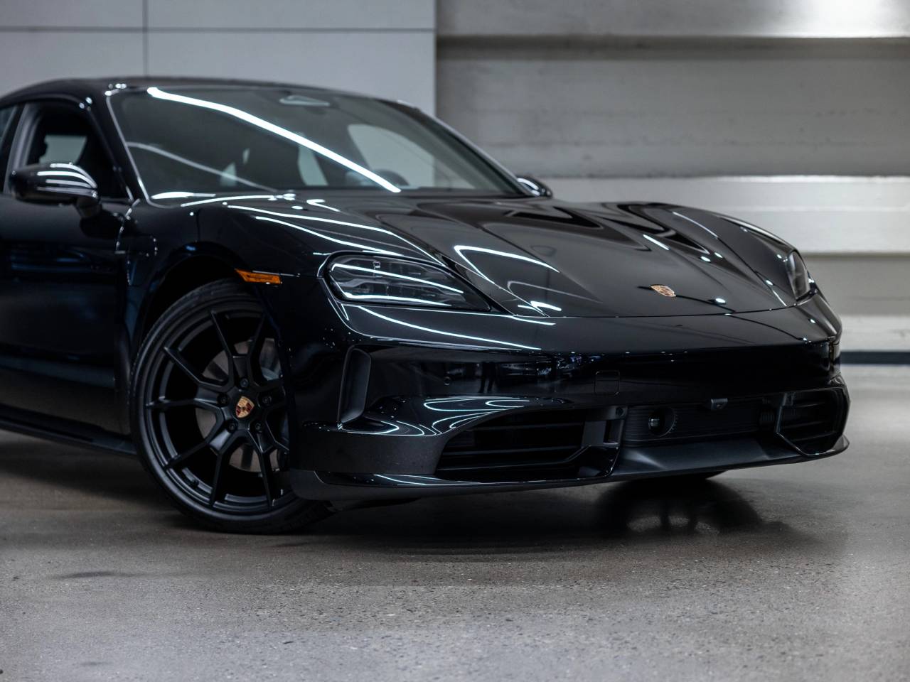 2026 Porsche Taycan Taycan 4 Black Edition